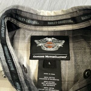 Harley-Davidson /  long sleeve / men’s shirts / Size L